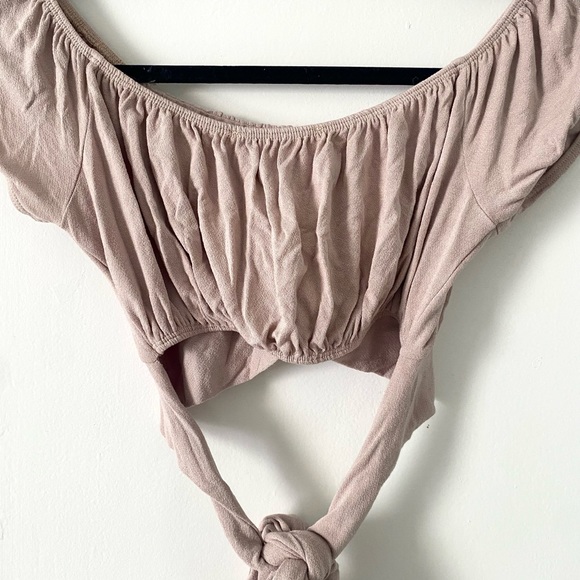 M Boutique Room Service Pink Crop Wrap top size L - Picture 2 of 4